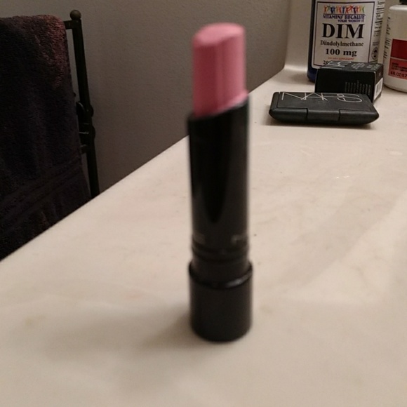 Mac lipstick - Picture 3 of 3